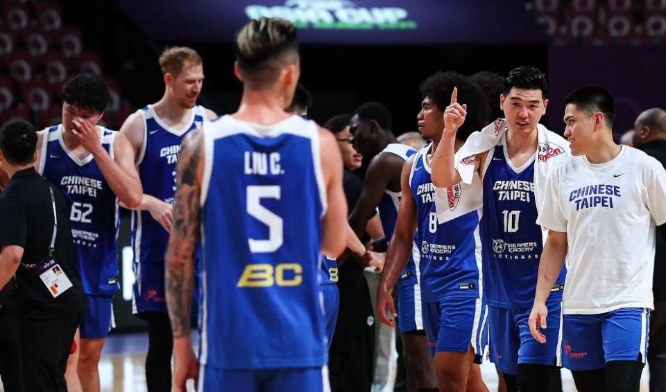 欧冠官网app下载-将战中国男篮！中国台北男篮官宣16人集训名单 陈盈骏林庭谦领衔